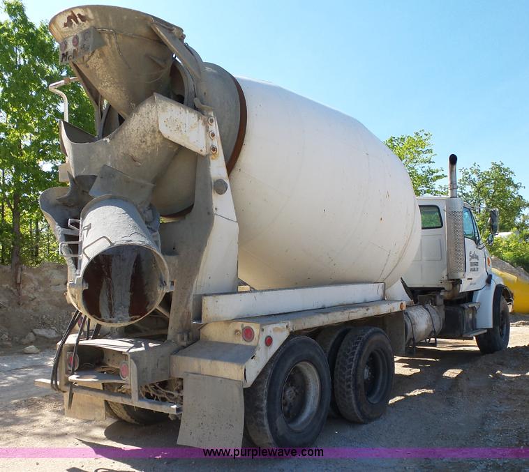 image for item L2025 1999 Sterling A9500 mixer truck