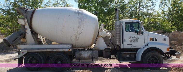 image for item L2025 1999 Sterling A9500 mixer truck