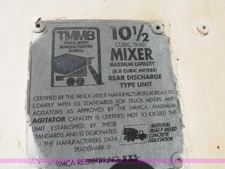 image for item L2025 1999 Sterling A9500 mixer truck