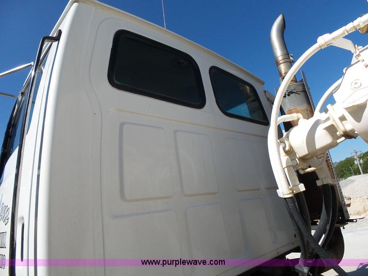 image for item L2025 1999 Sterling A9500 mixer truck