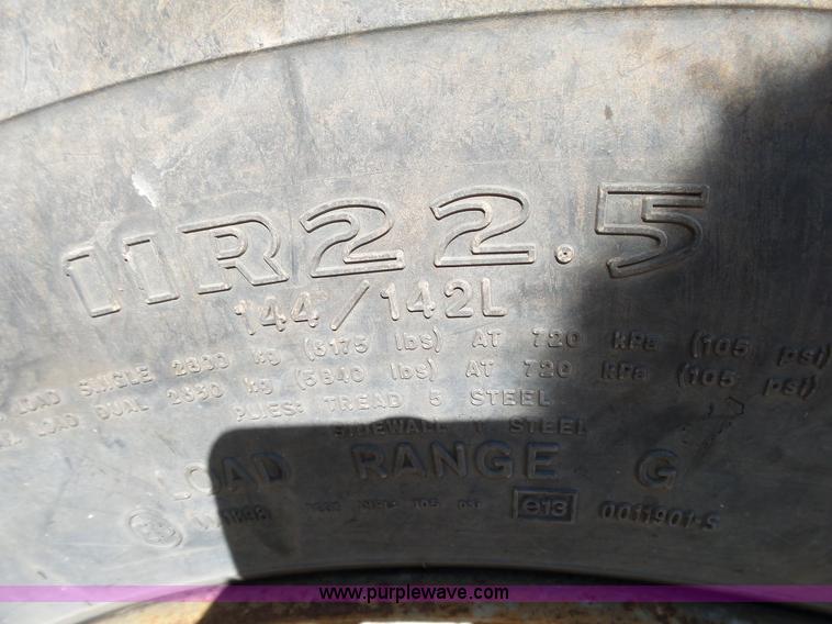 image for item L2025 1999 Sterling A9500 mixer truck