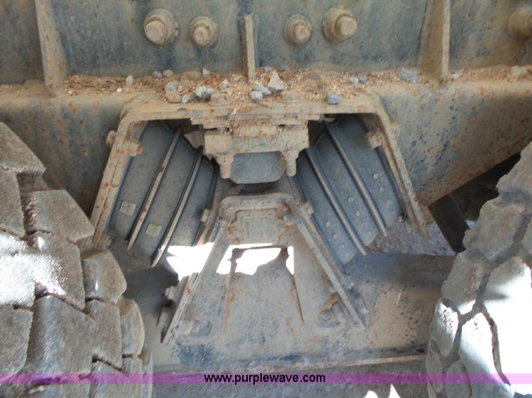 image for item L2025 1999 Sterling A9500 mixer truck