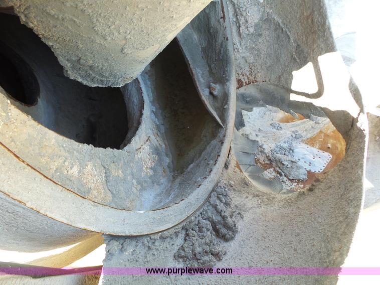 image for item L2025 1999 Sterling A9500 mixer truck