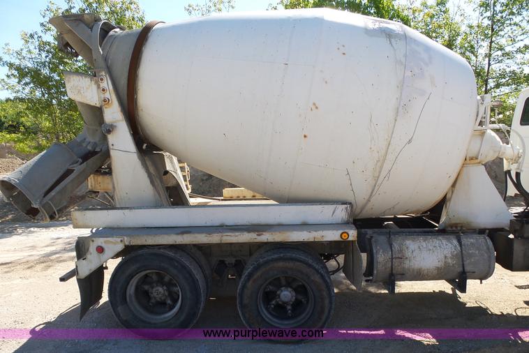 image for item L2025 1999 Sterling A9500 mixer truck