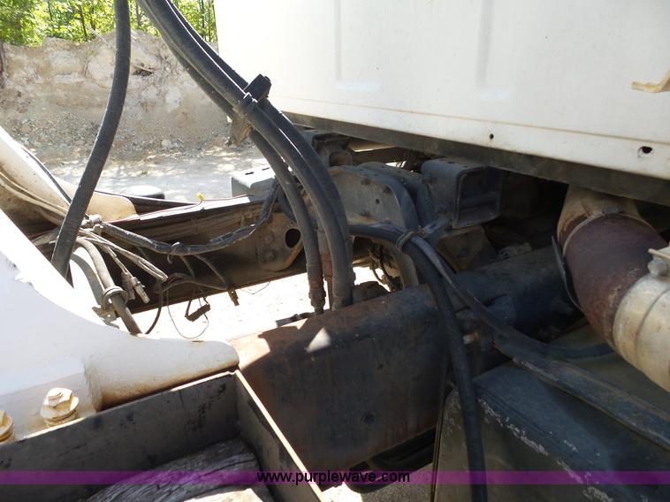 image for item L2025 1999 Sterling A9500 mixer truck