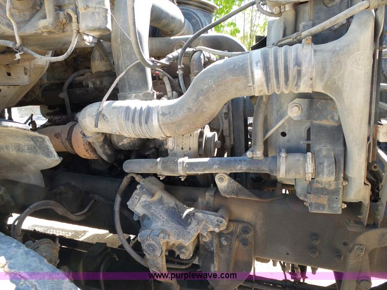 image for item L2025 1999 Sterling A9500 mixer truck