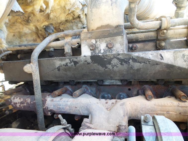 image for item L2025 1999 Sterling A9500 mixer truck