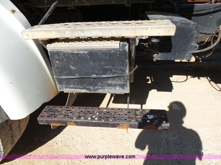 image for item L2025 1999 Sterling A9500 mixer truck