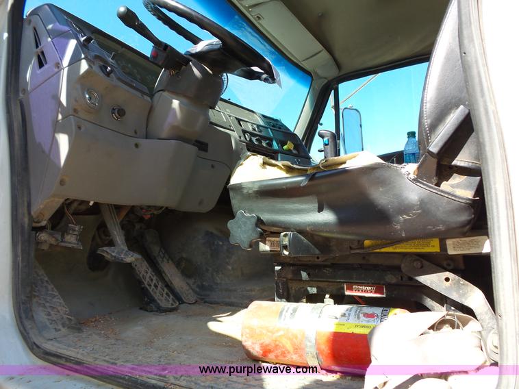 image for item L2025 1999 Sterling A9500 mixer truck