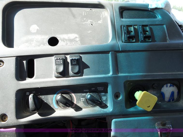 image for item L2025 1999 Sterling A9500 mixer truck