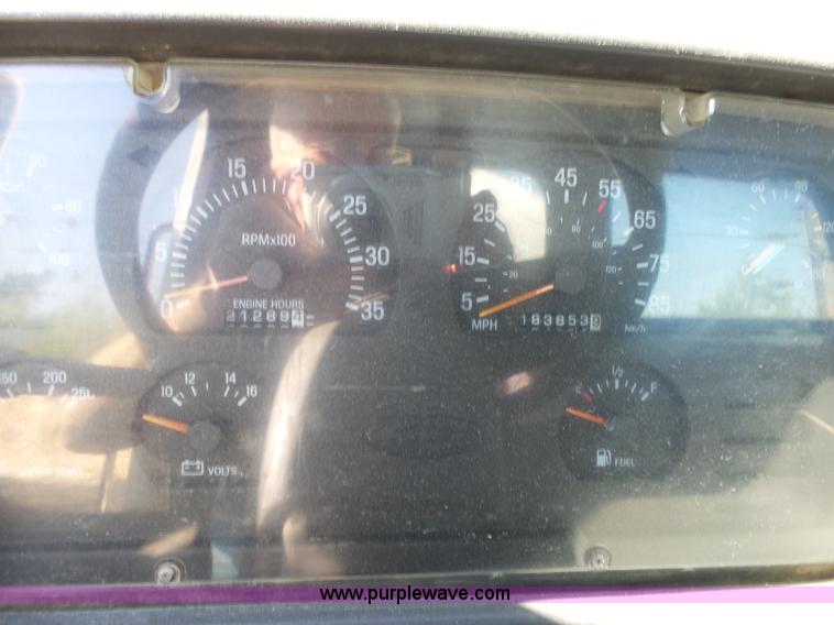 image for item L2025 1999 Sterling A9500 mixer truck