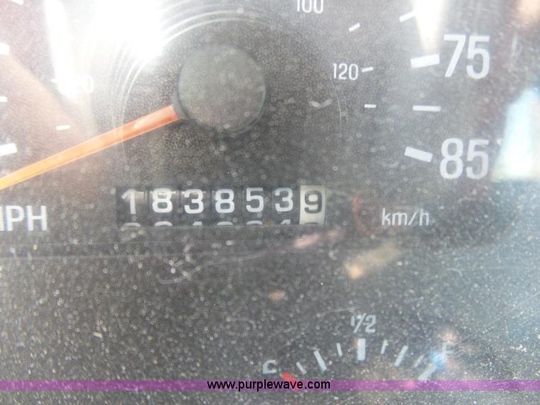 image for item L2025 1999 Sterling A9500 mixer truck