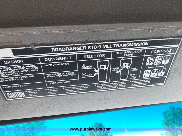 image for item L2025 1999 Sterling A9500 mixer truck