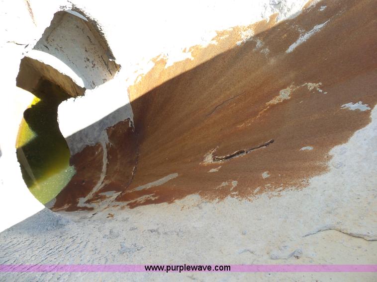 image for item L2026 1997 Ford LT8000 mixer truck