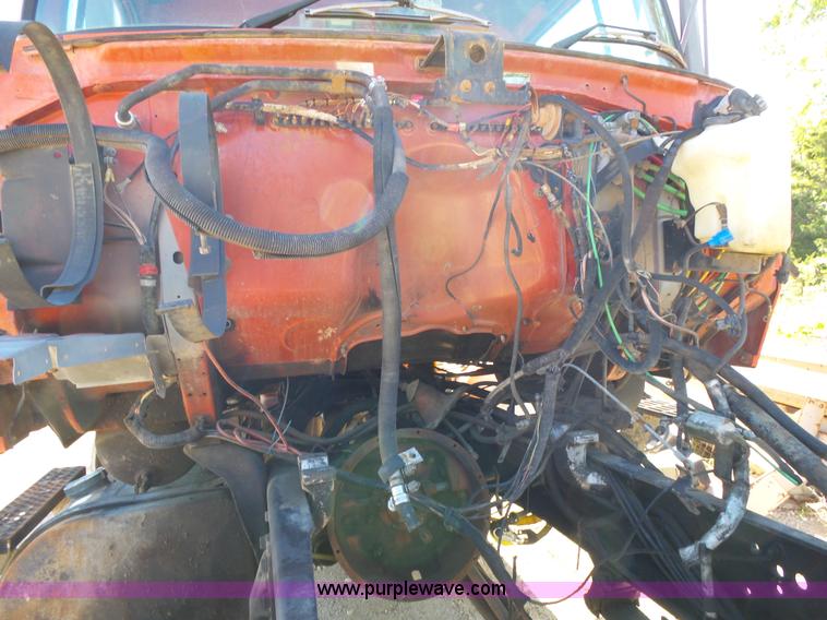 image for item L2026 1997 Ford LT8000 mixer truck