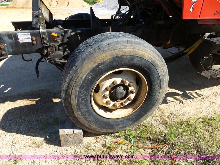 image for item L2026 1997 Ford LT8000 mixer truck