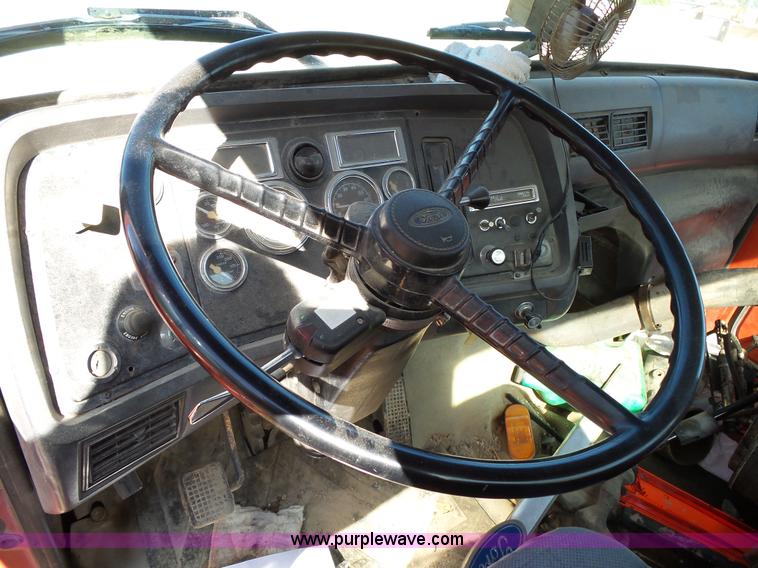 image for item L2026 1997 Ford LT8000 mixer truck