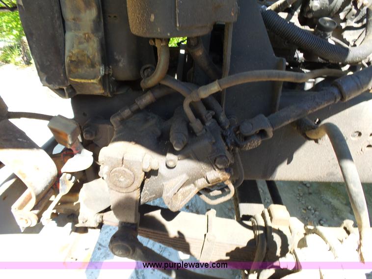 image for item L2027 1994 Ford LT8000 mixer truck