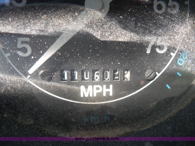 image for item L2027 1994 Ford LT8000 mixer truck