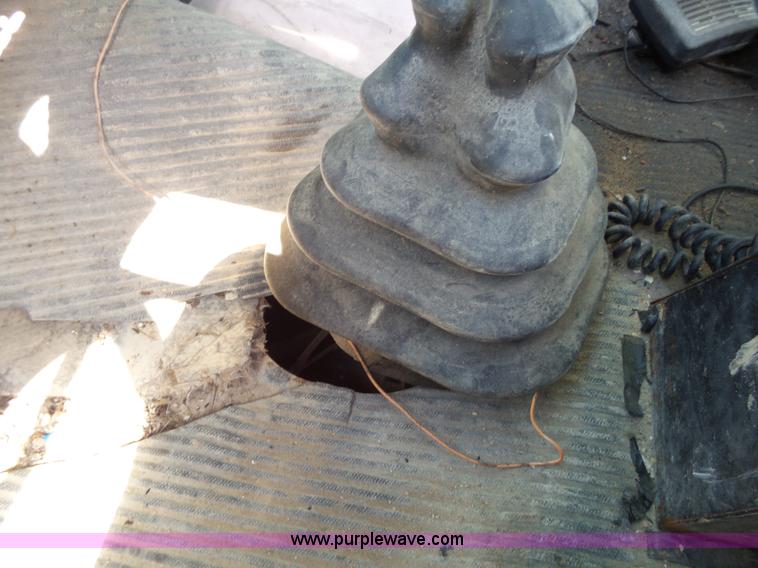 image for item L2027 1994 Ford LT8000 mixer truck