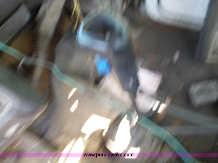 image for item L2027 1994 Ford LT8000 mixer truck