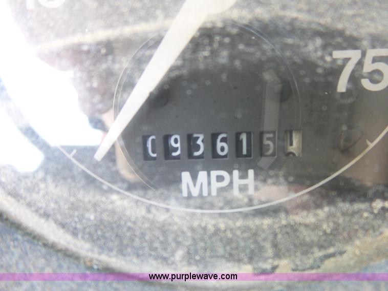 image for item L2029 1994 Ford LT8000 mixer truck