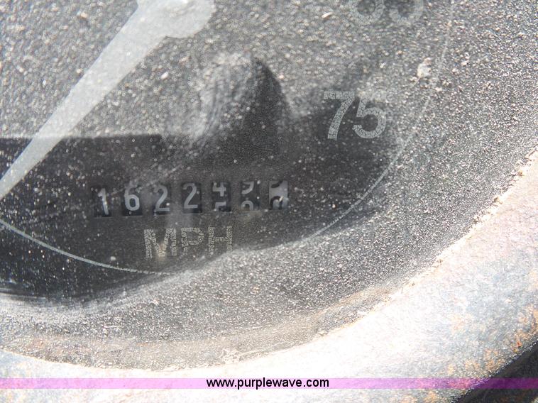 image for item L2030 1989 Ford LT8000 mixer truck