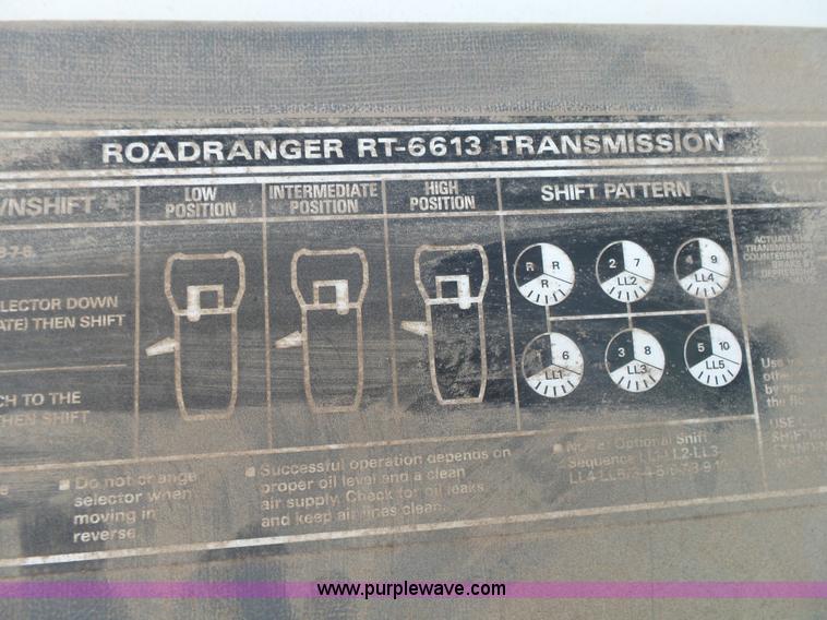 image for item L2030 1989 Ford LT8000 mixer truck