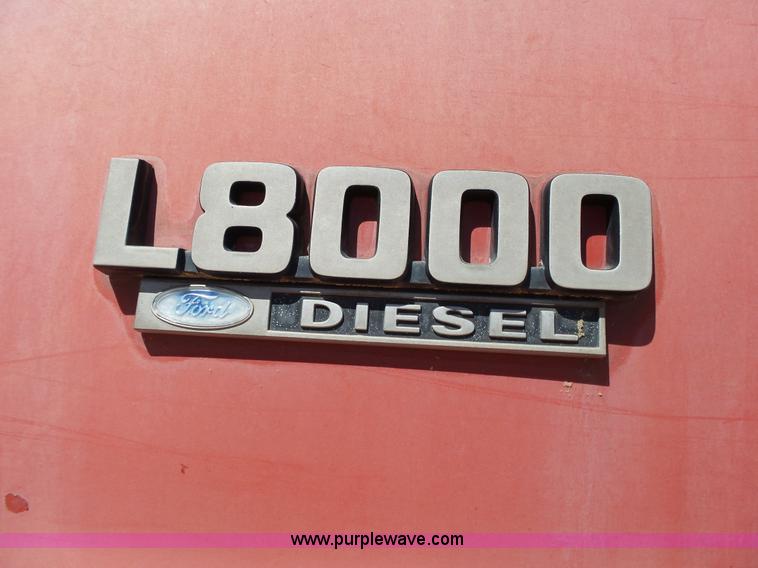 image for item L2030 1989 Ford LT8000 mixer truck