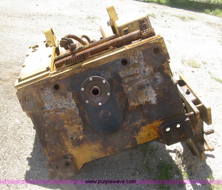 image for item L3828 Hyster W6F winch