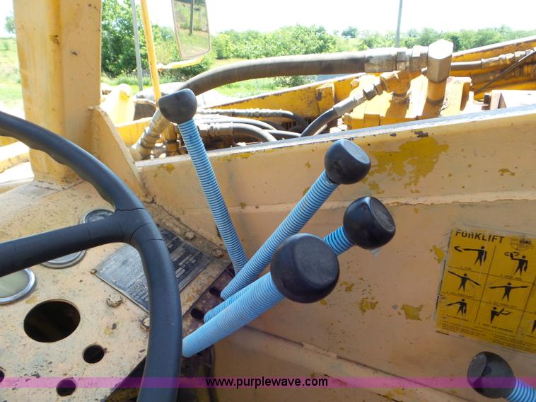 image for item L5251 1981 Pettibone B66 telehandler