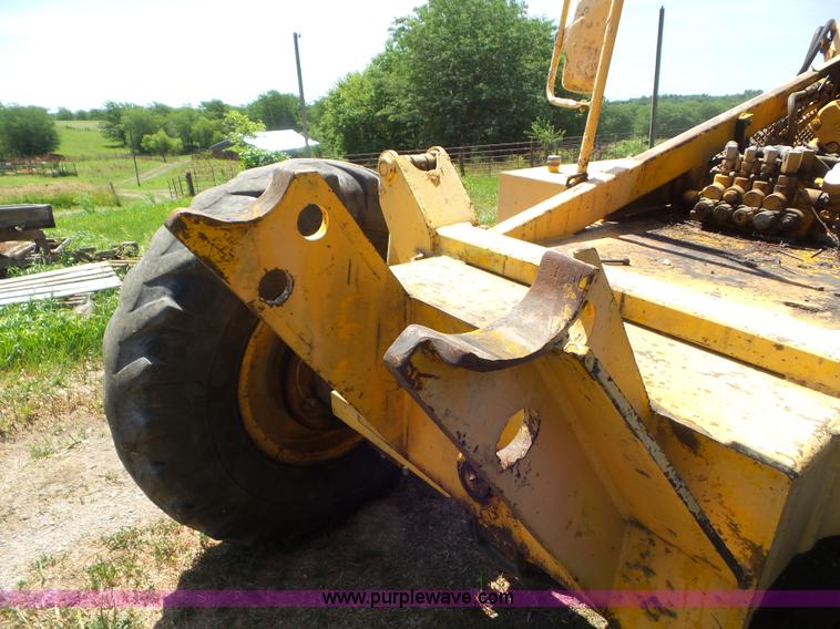 image for item L5251 1981 Pettibone B66 telehandler