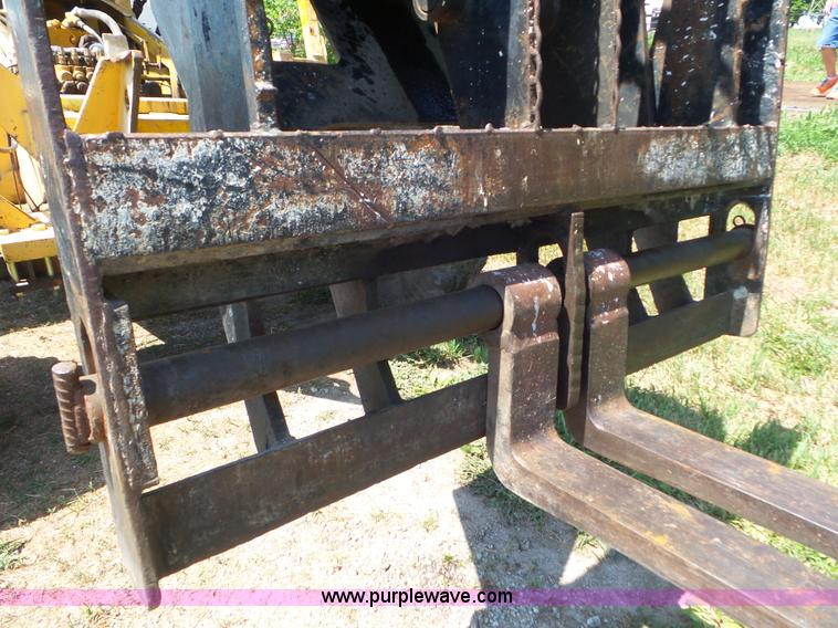 image for item L5251 1981 Pettibone B66 telehandler