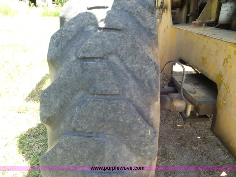 image for item L5251 1981 Pettibone B66 telehandler