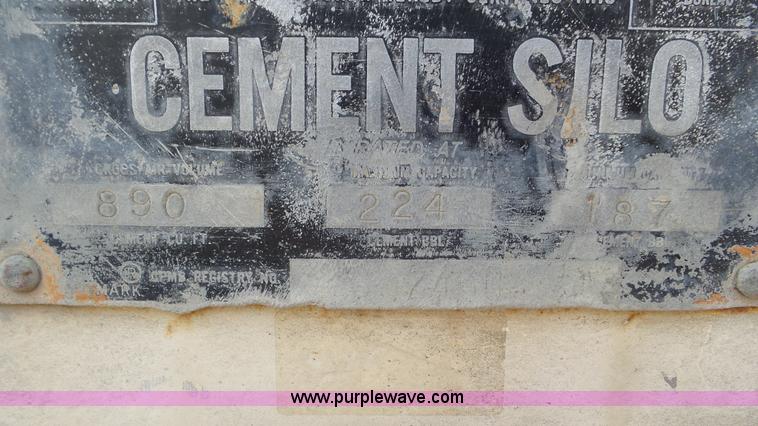 image for item L5266 Ross Gom 100 Uniplant concrete plant