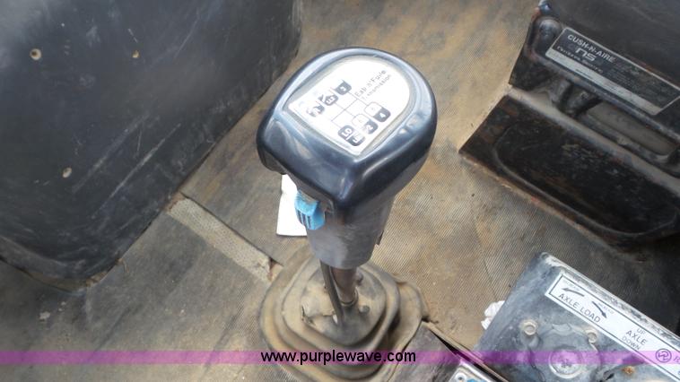 image for item L5267 1997 Ford LT9000 mixer truck