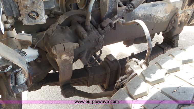 image for item L5267 1997 Ford LT9000 mixer truck