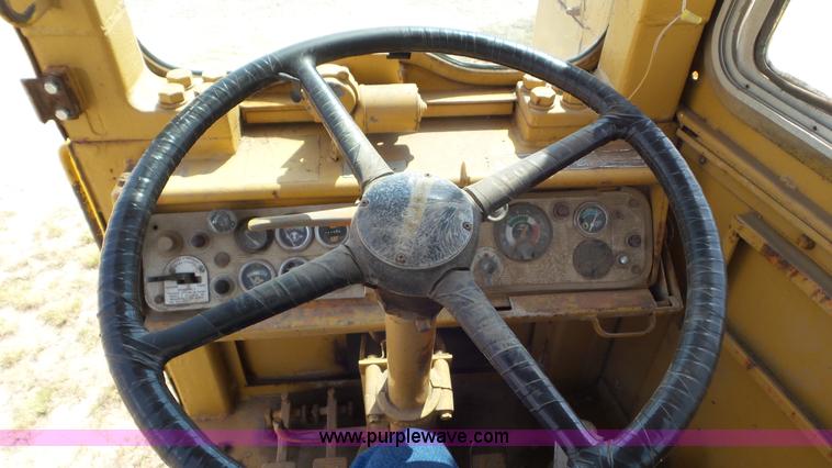 image for item L5268 1974 Caterpillar 627B conventional scraper