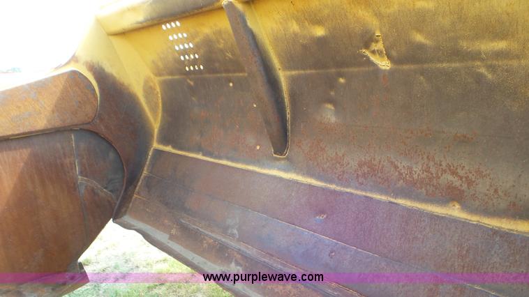 image for item L5268 1974 Caterpillar 627B conventional scraper