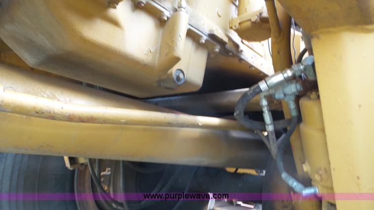 image for item L5268 1974 Caterpillar 627B conventional scraper