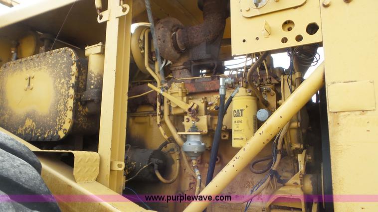 image for item L5268 1974 Caterpillar 627B conventional scraper