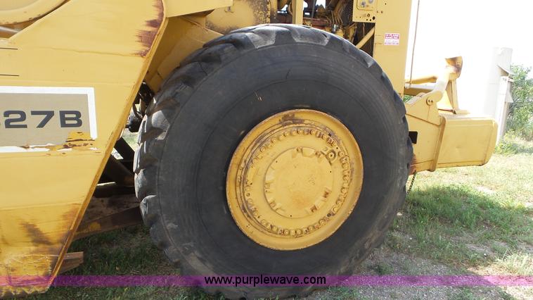 image for item L5268 1974 Caterpillar 627B conventional scraper