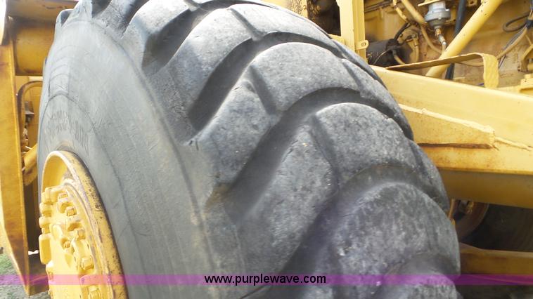 image for item L5268 1974 Caterpillar 627B conventional scraper