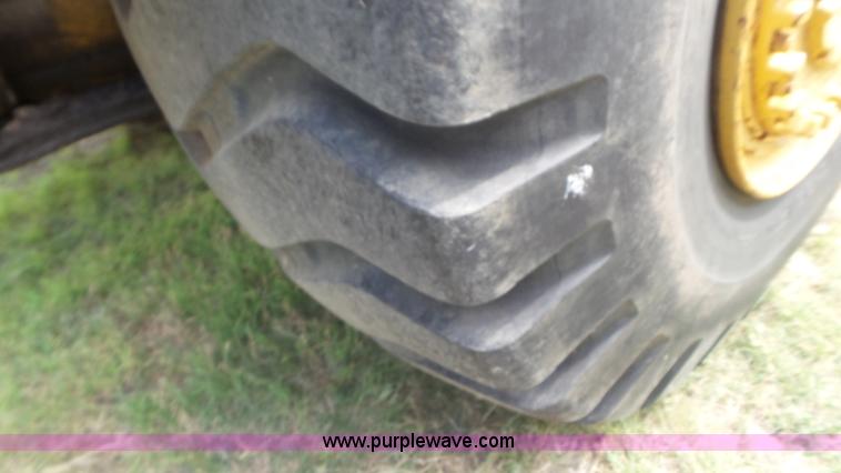 image for item L5268 1974 Caterpillar 627B conventional scraper