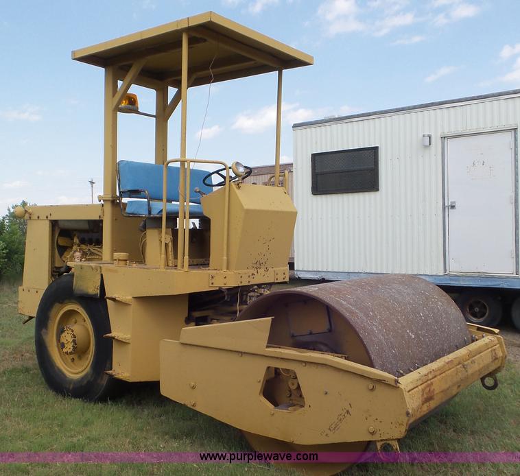 image for item L5272 Raygo single drum roller