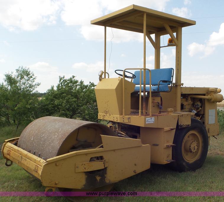 image for item L5272 Raygo single drum roller