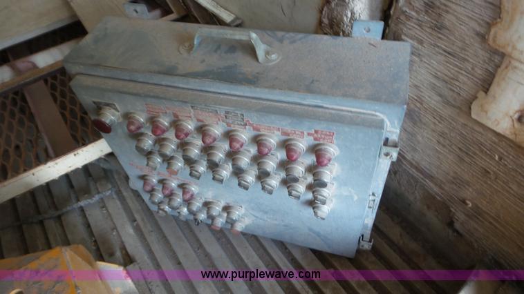 image for item L5281 Caterpillar SR-4 generator