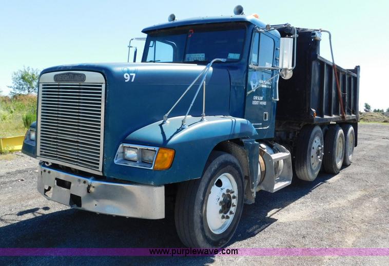 image for item L5878 1991 Freightliner dump truck