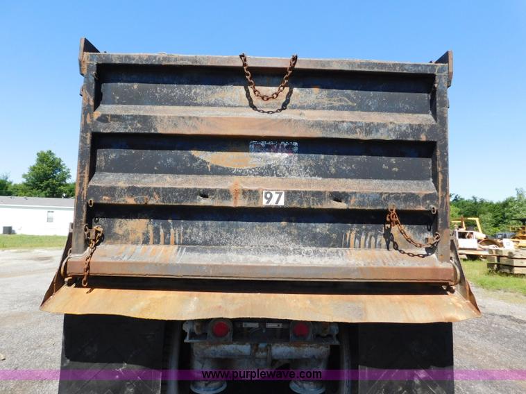 image for item L5878 1991 Freightliner dump truck