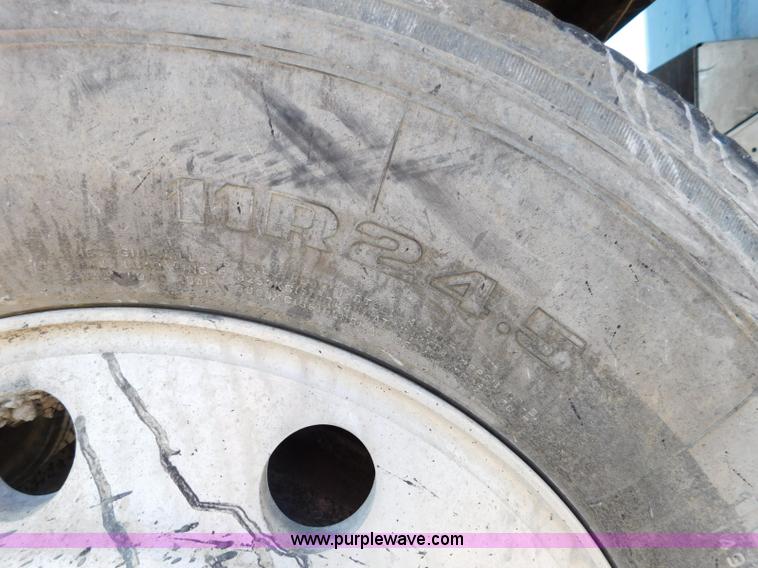 image for item L5878 1991 Freightliner dump truck